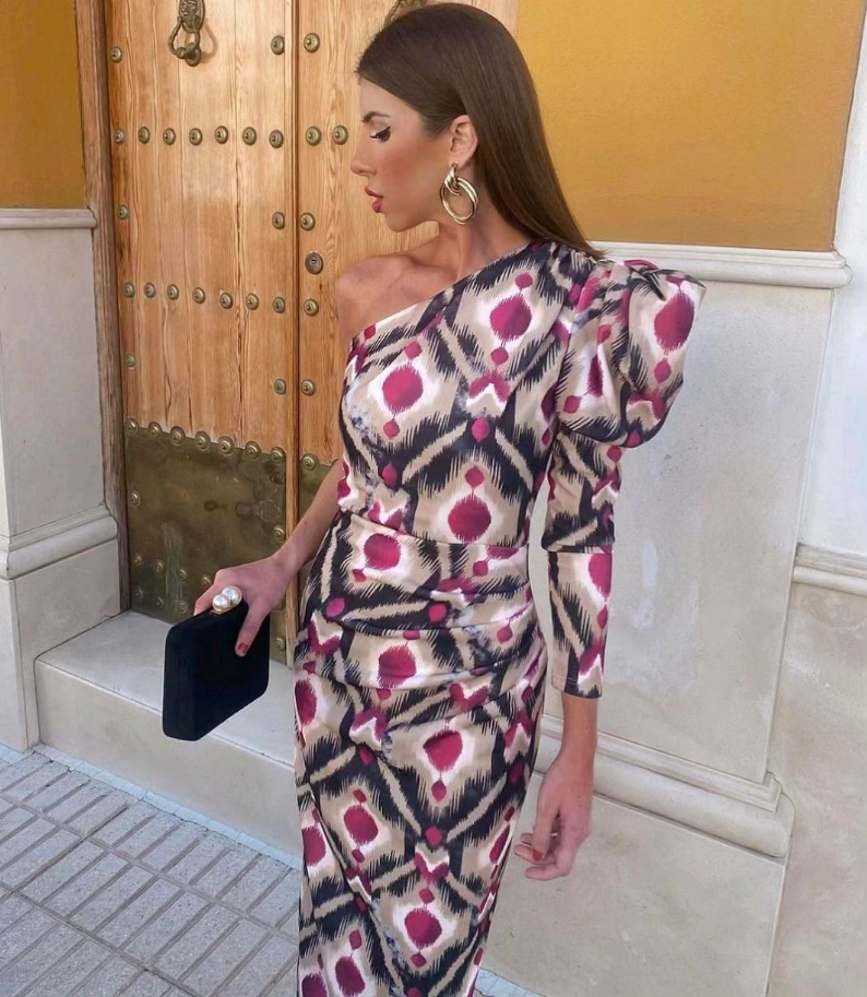 Yllana – Lilafarbenes Puff-Midikleid mit One-Shoulder-Träger