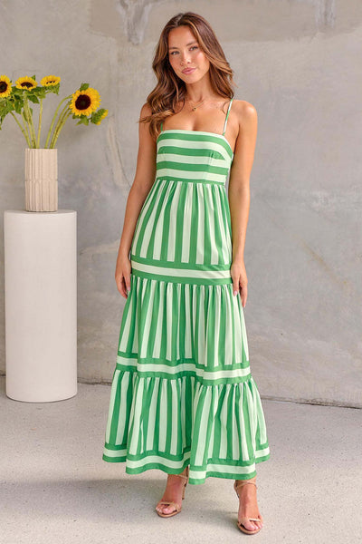 Mia | Gestreiftes Maxikleid mit Trägern und Taschen