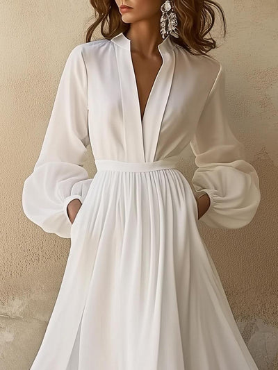 Laura – Vintage-inspiriertes weißes Maxikleid mit V-Ausschnitt