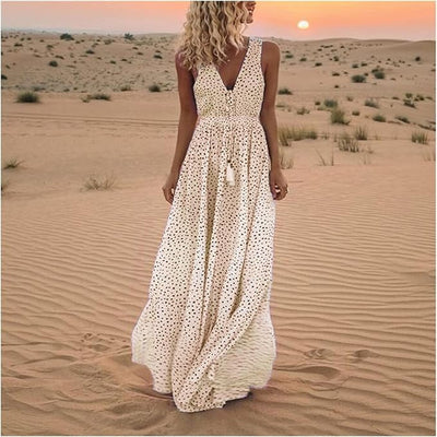 Noa – Böhmisches Eleganz-Maxikleid mit V-Ausschnitt und Punkten