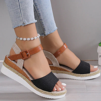 CHARLENE™ – Keilsandalen im entspannten Stil