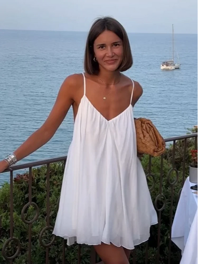 Olivgrün - Plissiertes Mini-Strandkleid mit V-Ausschnitt
