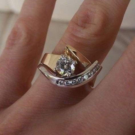 LYNN™ - Vintage Unregelmäßiger Gold- und Silber-Zirkonia-Ring 