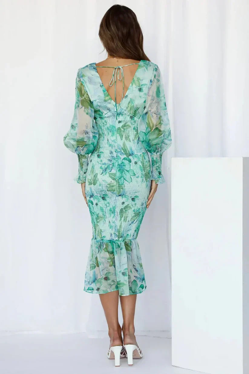 Amara | Atemberaubendes Blumenkleid